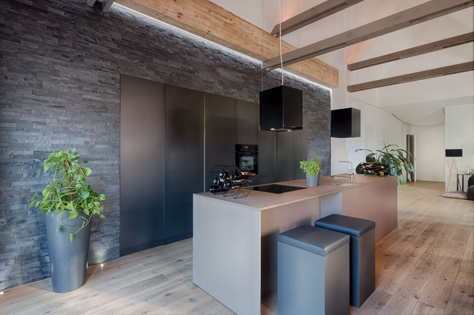 Ansicht schwarze Küche