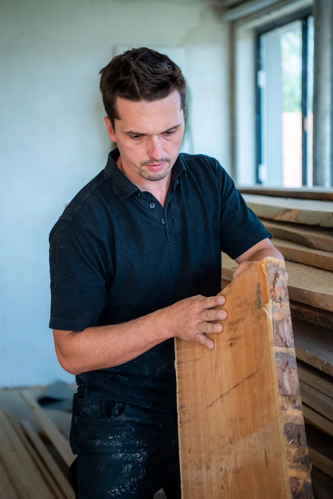 Tischler Florian Schaden